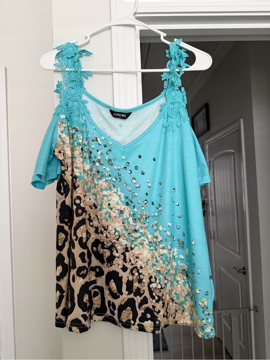 chic Tops - chic Turquoise Floral-Strap Leopard Accent Tank